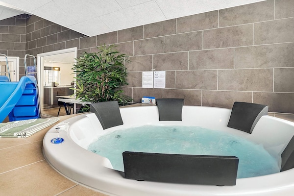 Foto van Luxe retraite met zwembad - Vakantiehuis in Jægerspris - Spa