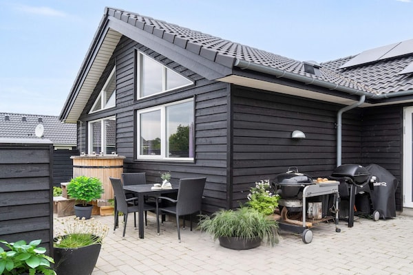 Foto van Luxe retraite met zwembad - Vakantiehuis in Jægerspris - Outdoor