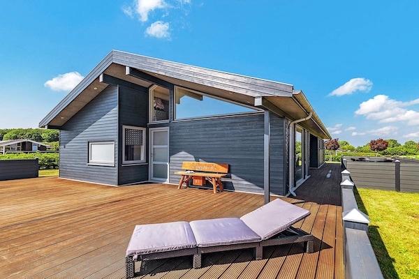 Foto van Vakantiehuis aan de kust met spa en sauna - Vakantiehuis in Rudkøbing - Outdoor