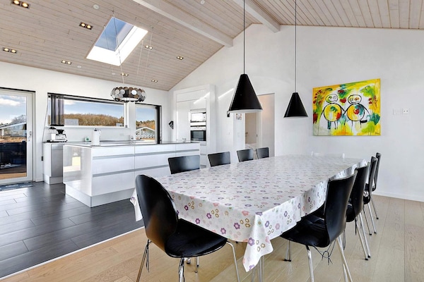 Foto van Vakantiehuis aan de kust met spa en sauna - Vakantiehuis in Rudkøbing - WaterView
