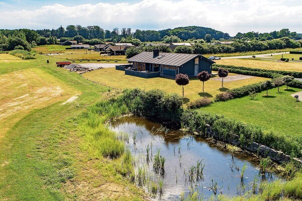 Foto van Vakantiehuis aan de kust met spa en sauna - Vakantiehuis in Rudkøbing - Indoor