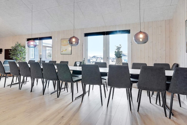 Foto van Luxe strandhuis voor 20 personen - Vakantiehuis in Sydals - Indoor