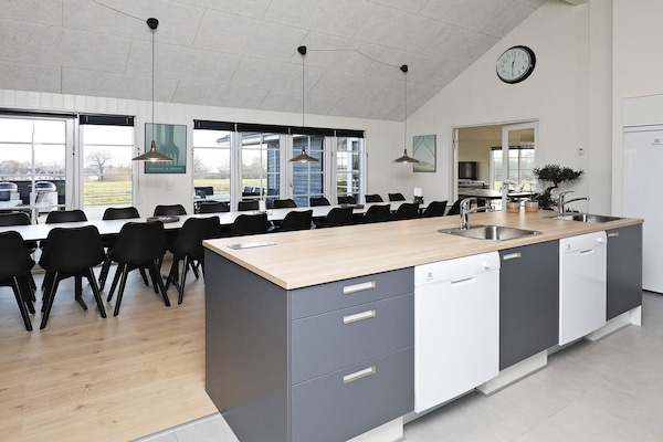 Foto van 26 persoons vakantie huis in Frørup - Vakantiehuis in Frørup - Indoor
