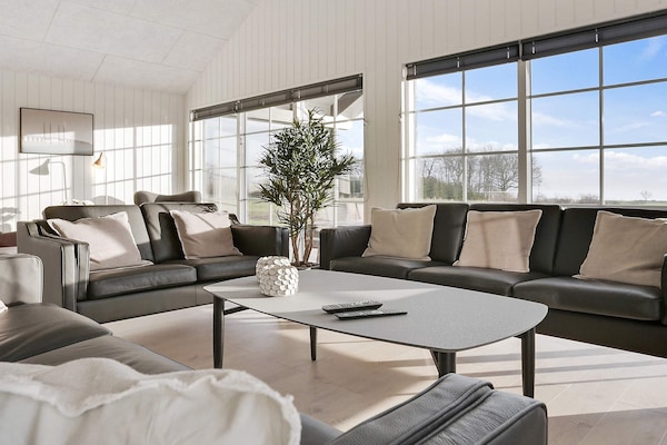 Foto van 26 persoons vakantie huis in Frørup - Vakantiehuis in Frørup - Indoor