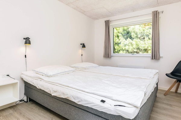 Foto van 14 persoons vakantie huis in Væggerløse-By Traum - Indoor