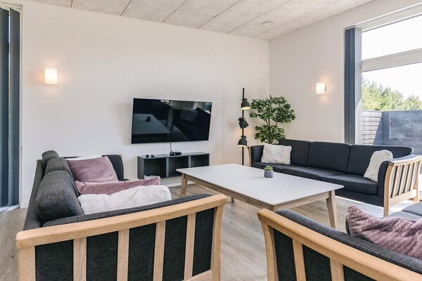 Foto van 14 persoons vakantie huis in Væggerløse-By Traum - Indoor