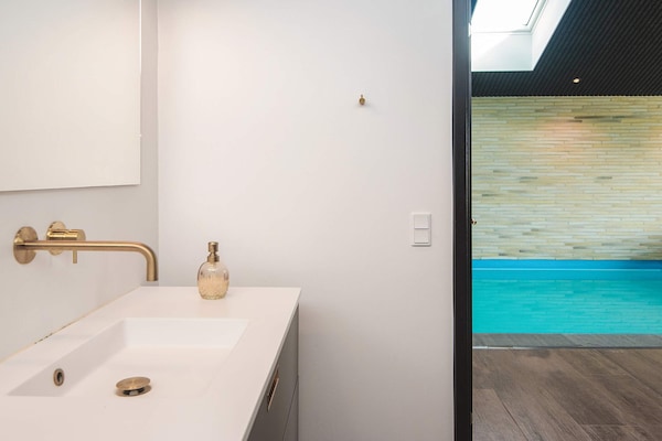Foto van Panoramisch toevluchtsoord met zwembad - Vakantiehuis in Sjølund - Indoor