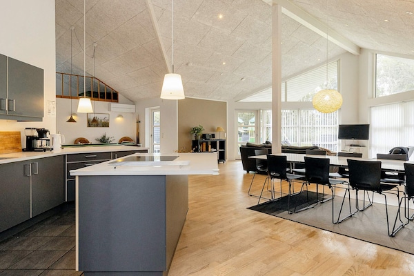 Foto van 10 persoons vakantie huis in Væggerløse-By Traum - Indoor