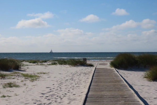 Foto van Modern vakantiehuisje vlakbij het strand - Vakantiehuis in Nexø - WaterView