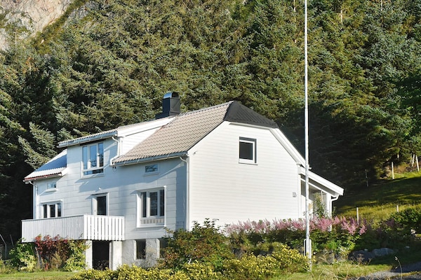 Foto van 6 persoons vakantie huis in MIDSUND-By Traum - Vakantiehuis in Midsund - Outdoor