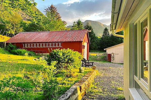 Foto van 6 persoons vakantie huis in MIDSUND-By Traum - Vakantiehuis in Midsund - Outdoor