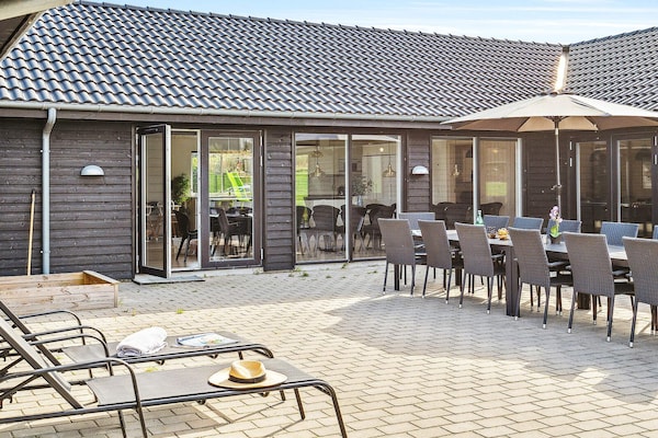 Foto van Luxe strand retraite -- By Traum Ferienwohnungen - Vakantiehuis in Sydals - Outdoor
