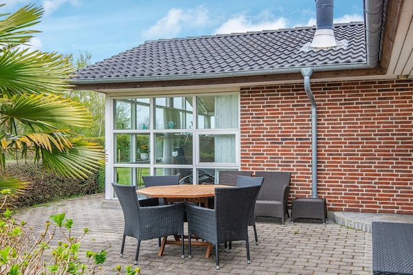 Foto van Gezellige accommodatie aan het strand - Vakantiehuis in Grenaa - View