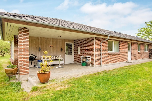 Foto van Gezellige accommodatie aan het strand - Vakantiehuis in Grenaa - View