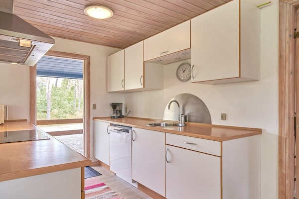 Foto van Helder Strandverblijf -- By Traum Ferienwohnungen - Vakantiehuis in Aakirkeby - Indoor