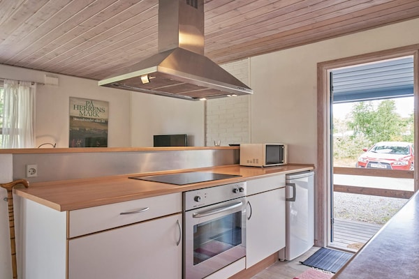Foto van Helder Strandverblijf -- By Traum Ferienwohnungen - Vakantiehuis in Aakirkeby - Indoor