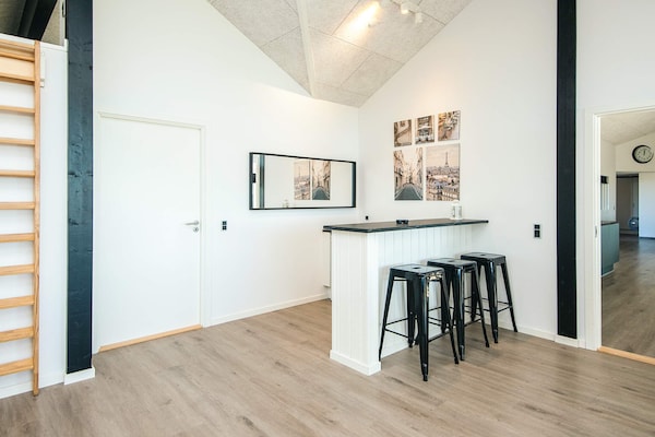 Foto van Luxe vakantieverblijf met zwembad - Vakantiehuis in Harboøre - Untagged