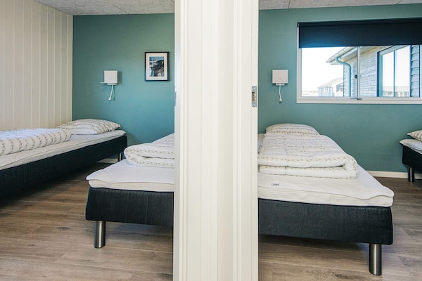 Foto van Luxe vakantieverblijf met zwembad - Vakantiehuis in Harboøre - Indoor