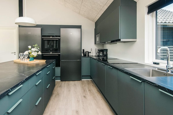 Foto van Luxe vakantieverblijf met zwembad - Vakantiehuis in Harboøre - Indoor