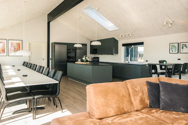 Foto van Luxe vakantieverblijf met zwembad - Vakantiehuis in Harboøre - Indoor
