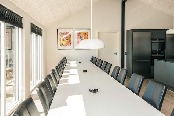Foto van Luxe vakantieverblijf met zwembad - Vakantiehuis in Harboøre - Indoor