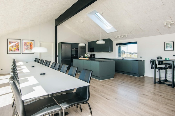 Foto van Luxe vakantieverblijf met zwembad - Vakantiehuis in Harboøre - Indoor
