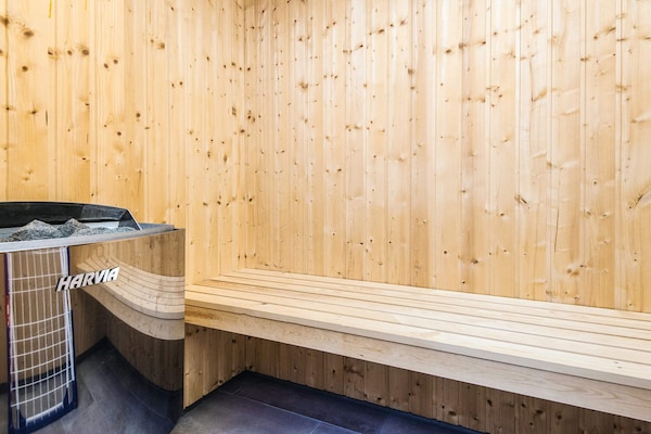 Foto van Luxe vakantieverblijf met zwembad - Vakantiehuis in Harboøre - Sauna