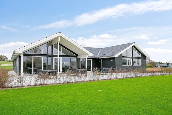 Foto van 18 persoons vakantie huis in Faaborg - Vakantiehuis in Faaborg - Outdoor