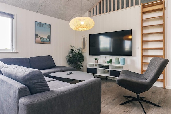 Foto van Luxe vakantieverblijf met zwembad - Vakantiehuis in Stege - Indoor