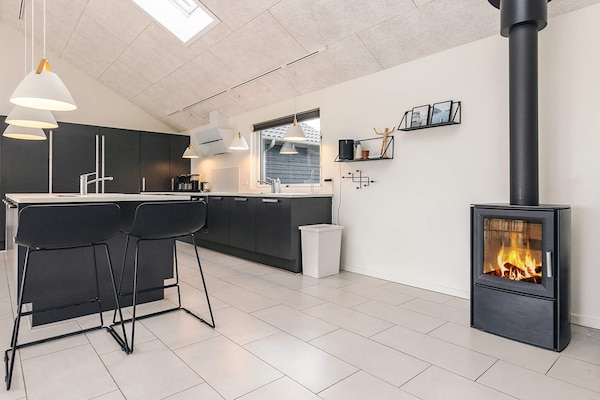 Foto van Luxe vakantieverblijf met zwembad - Vakantiehuis in Stege - Indoor