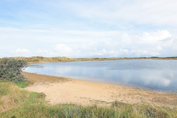 Foto van Modern toevluchtsoord in Graerup - Vakantiehuis in Oksbøl - WaterView