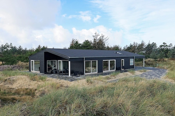 Foto van Modern toevluchtsoord in Graerup - Vakantiehuis in Oksbøl - View