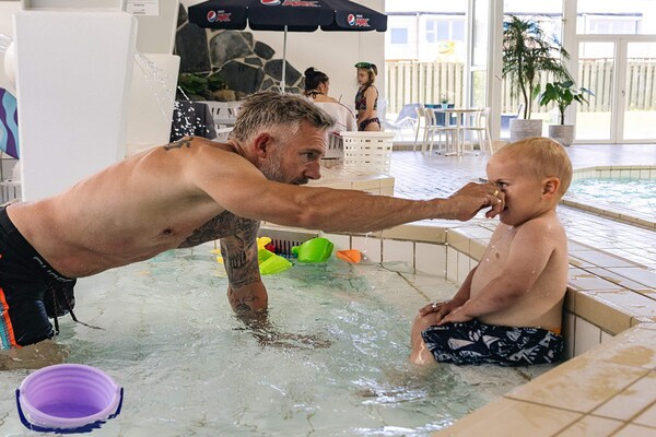 Foto van 6 persoons vakantie huis op een vakantie park in Blokhus - Pool