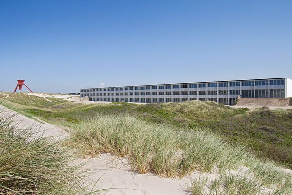 Foto van 6 persoons vakantie huis op een vakantie park in Blokhus - Outdoor