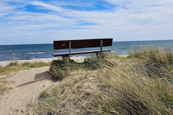 Foto van Licht vakantiehuis met bubbelbad - Vakantiehuis in Væggerløse - WaterView
