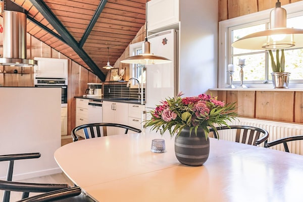 Foto van Licht vakantiehuis met bubbelbad - Vakantiehuis in Væggerløse - Indoor