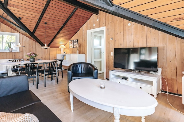 Foto van Licht vakantiehuis met bubbelbad - Vakantiehuis in Væggerløse - Indoor