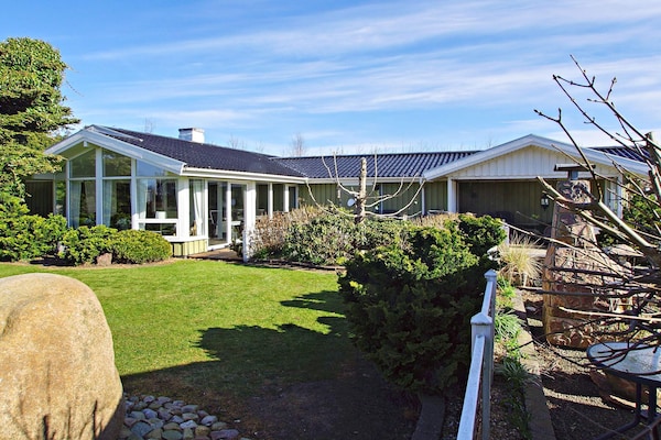 Foto van Luxe vakantieverblijf in Bork Havn - Vakantiehuis in Hemmet - View