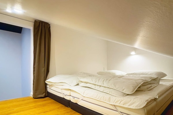 Foto van 14 persoons vakantie huis in Væggerløse-By Traum - Indoor