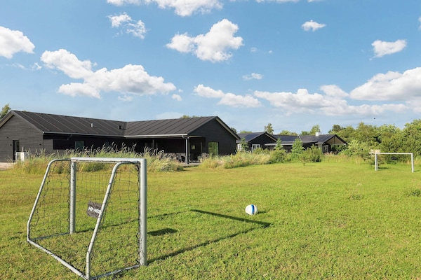 Foto van 14 persoons vakantie huis in Væggerløse-By Traum - View