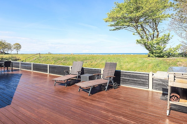 Foto van Zeezaligheid met Spa -- By Traum Ferienwohnungen - Vakantiehuis in Otterup - WaterView