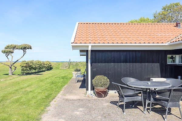 Foto van Zeezaligheid met Spa -- By Traum Ferienwohnungen - Vakantiehuis in Otterup - WaterView