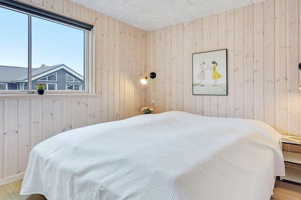 Foto van Luxe strandhuis met spa - Vakantiehuis in Væggerløse - Indoor