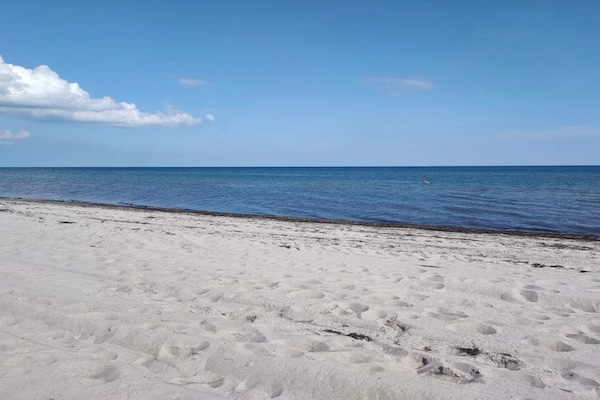 Foto van Luxe strandretraite in Væggerløse - Vakantiehuis in Væggerløse - WaterView