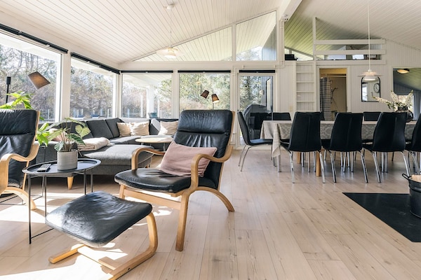 Foto van Luxe retraite in Lonstrup -- By Traum Ferienwohnungen - Indoor