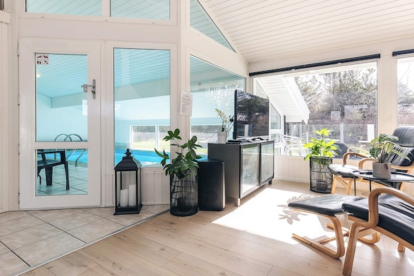 Foto van Luxe retraite in Lonstrup -- By Traum Ferienwohnungen - Indoor