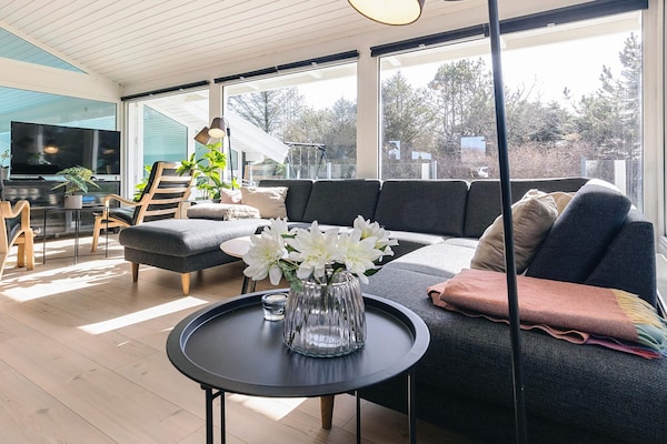 Foto van Luxe retraite in Lonstrup -- By Traum Ferienwohnungen - Indoor