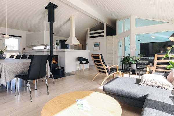Foto van Luxe retraite in Lonstrup -- By Traum Ferienwohnungen - Indoor