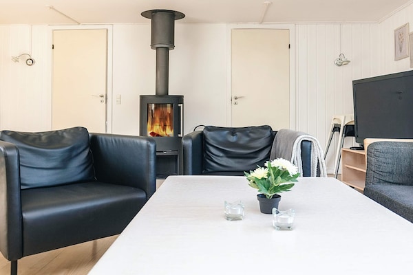 Foto van 14 persoons vakantie huis in Væggerløse-By Traum - Indoor