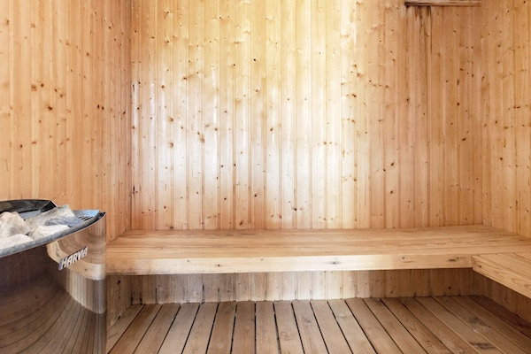 Foto van 14 persoons vakantie huis in Væggerløse-By Traum - Sauna